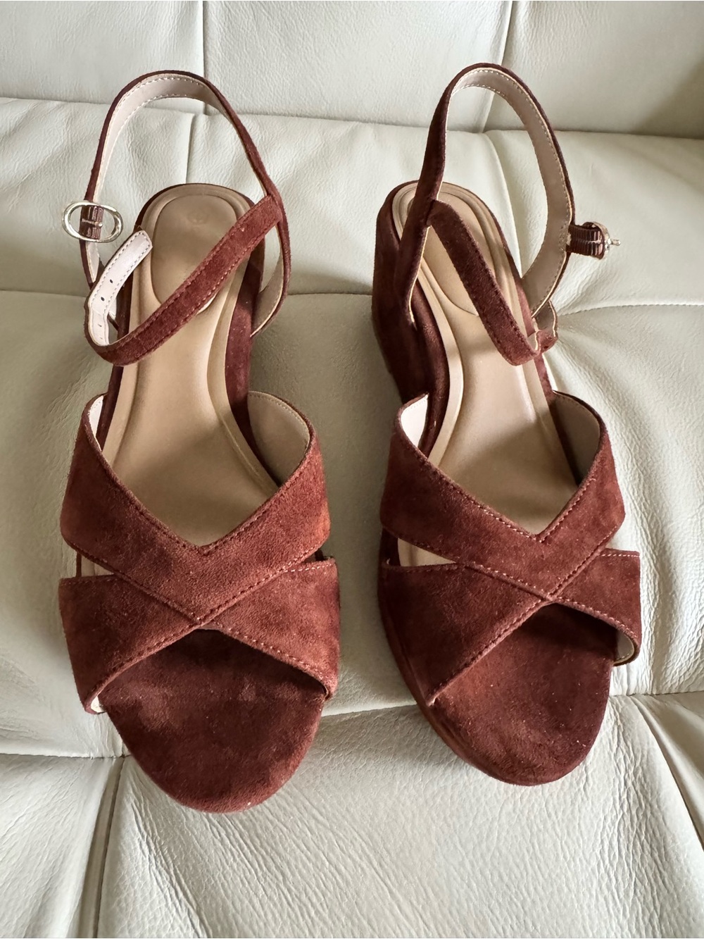 Giani Bernini Rust Brown Suede Cross-Strap Slingback Sandals